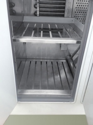 banchi piani bar inox